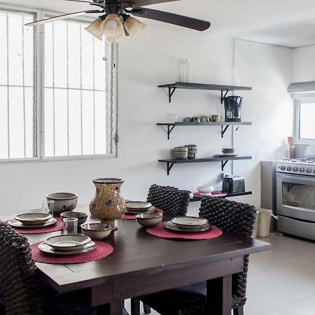 Whyz 4 You Private Rooms Puerto Morelos Extérieur photo
