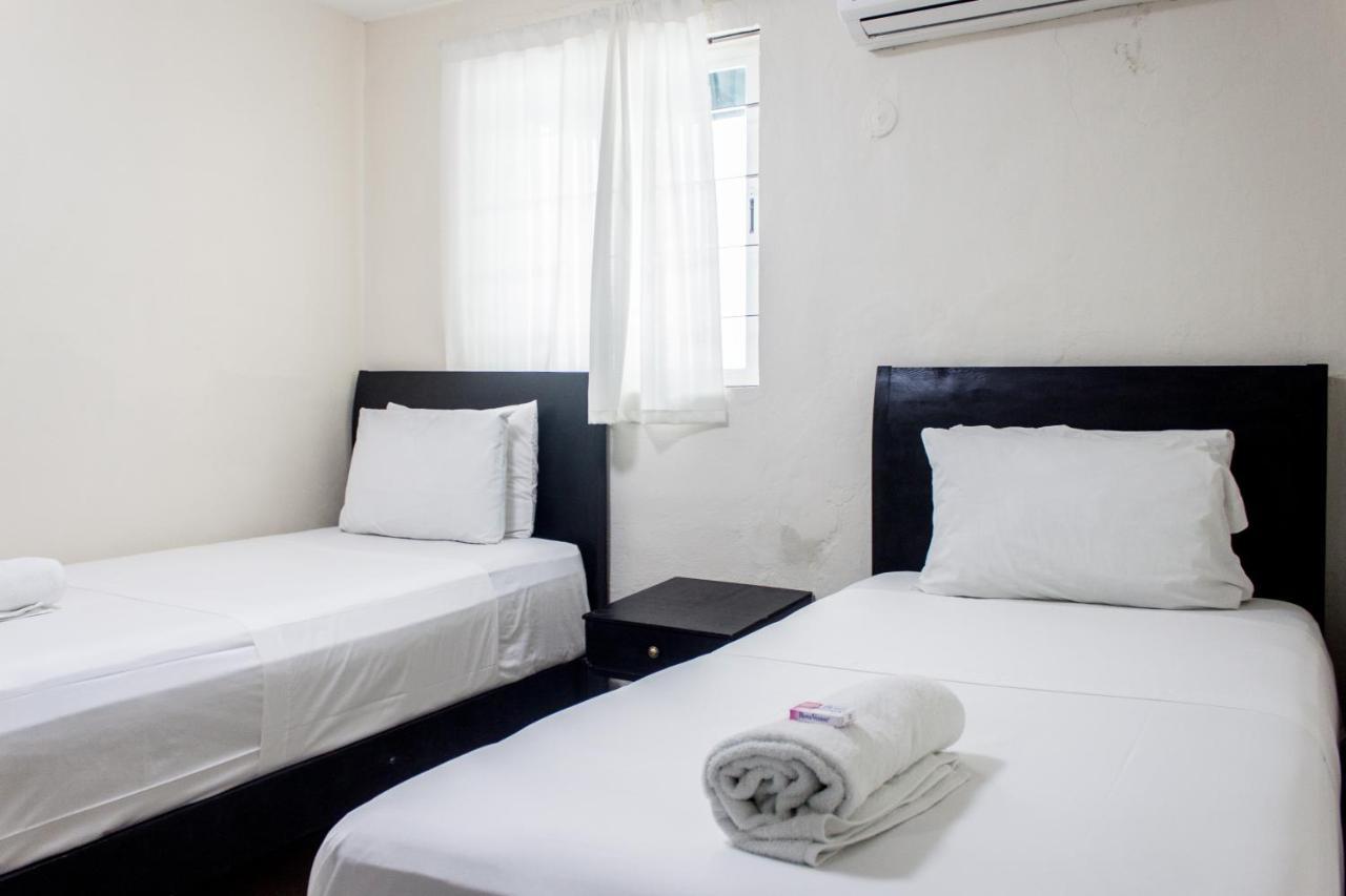 Whyz 4 You Private Rooms Puerto Morelos Extérieur photo