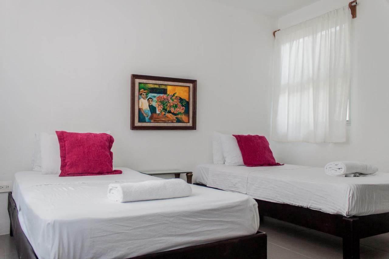 Whyz 4 You Private Rooms Puerto Morelos Extérieur photo